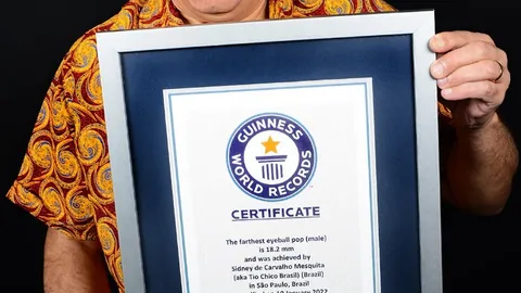 上帝之手马拉多纳辉煌不再，昔日神技遭削弱。